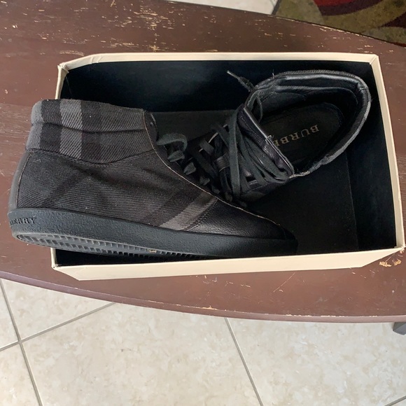 MENS BURBERRY HIGH TOP VINTAGE BLK SIZE 11 - Picture 2 of 6